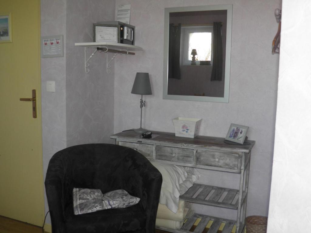 La Ferme Des 3 Maillets Hotel Avaray Room photo