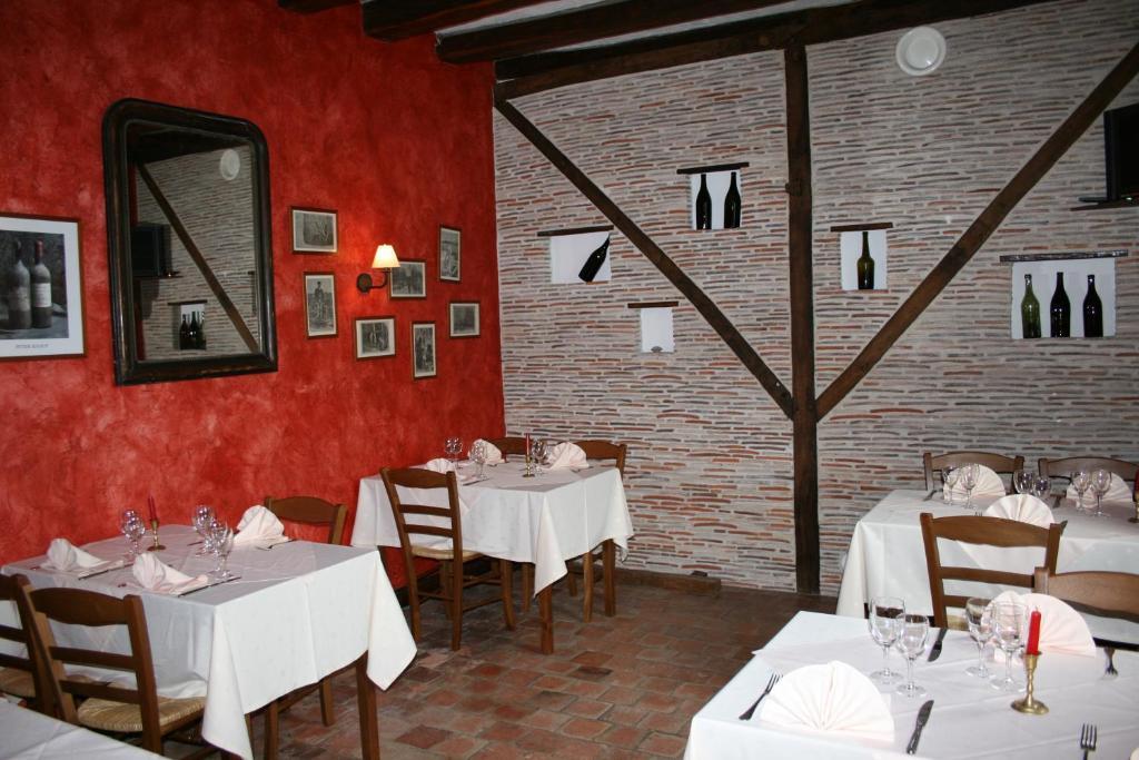 La Ferme Des 3 Maillets Hotel Avaray Exterior photo